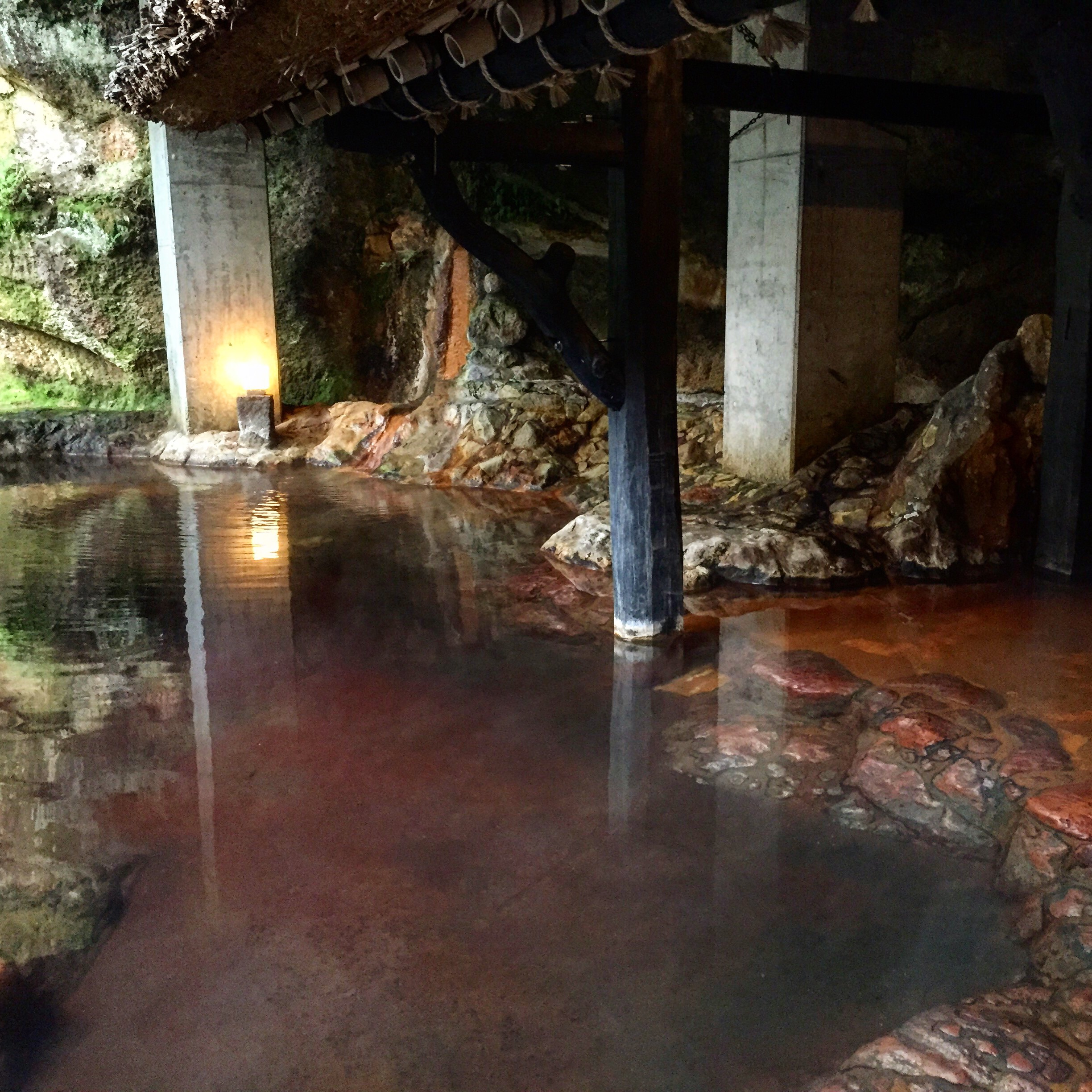 The Yamanoyado Shinmeikan onsen mixed bath, Japan. Experiencing the traditional Japanese spa.