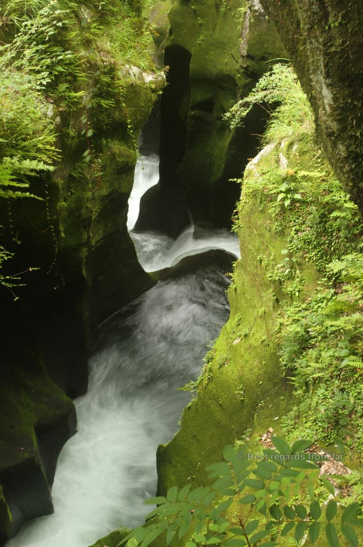 The erosion by the Gokase-gawa river keeps digging the Takachiho gorge, Japan.