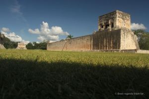 The Great Ball Court of Chichén Itza, the largest in Mesoamerica with the stone hoop and the temple of the jaguars.