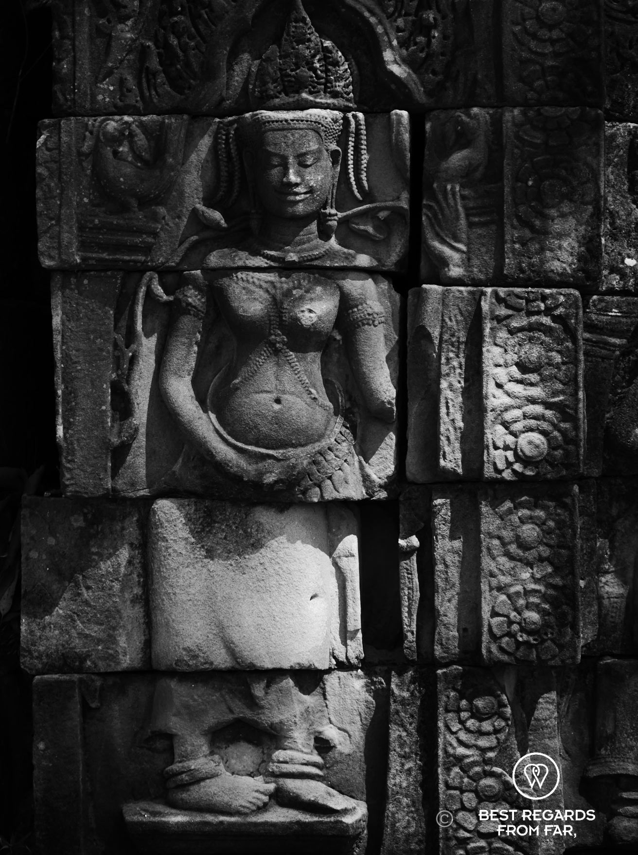 5 different stone blocks on top of each other depicting a woman on a temple.