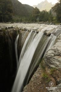 The 3 Roches waterfall on the exclusive multiday hike through the 3 cirques, Réunion Island.