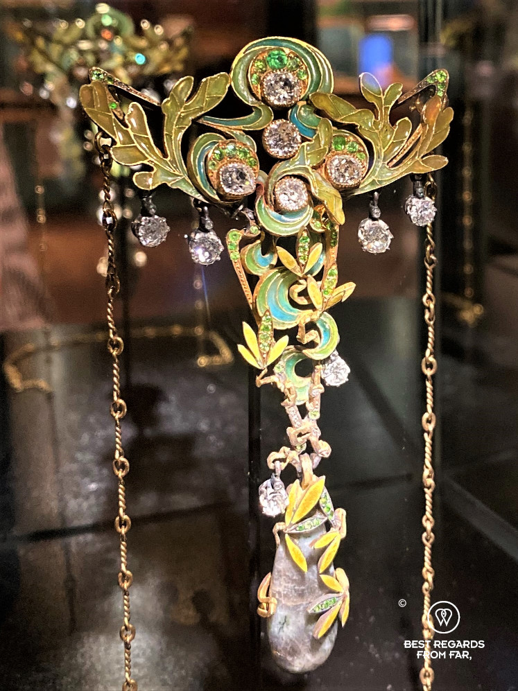 Art nouveau pendant by Leopold Van Strydonck, DIVA museum, Antwerp