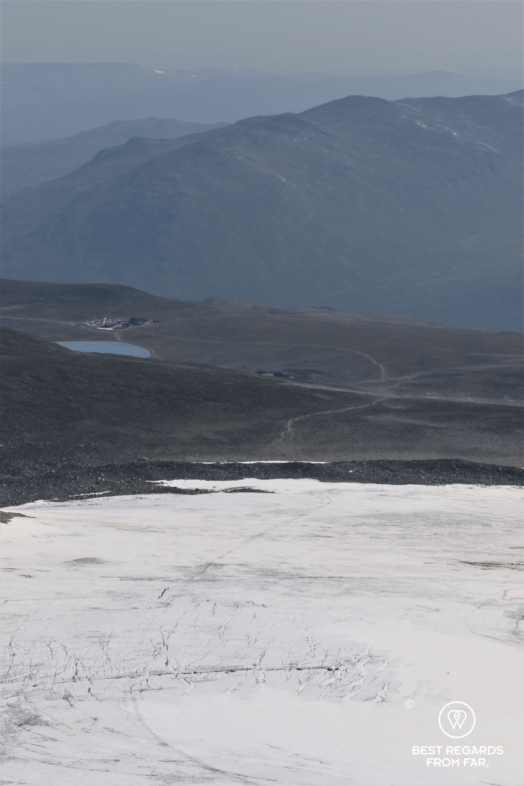 People crossing a glacier in Norway