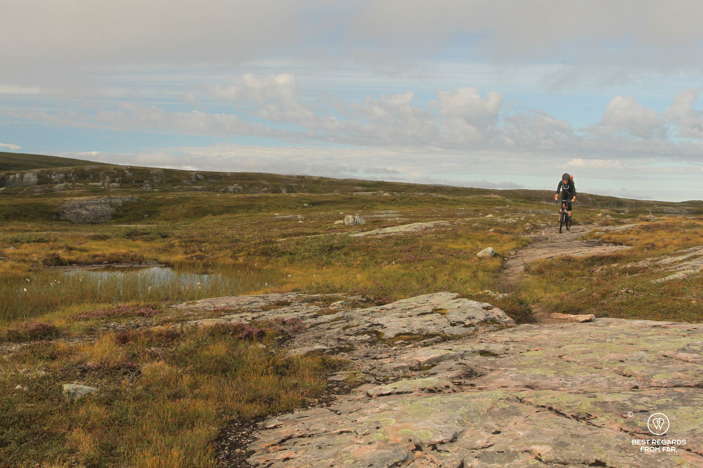Mountain biking on rock slabs to Gjefjøen, Norway
