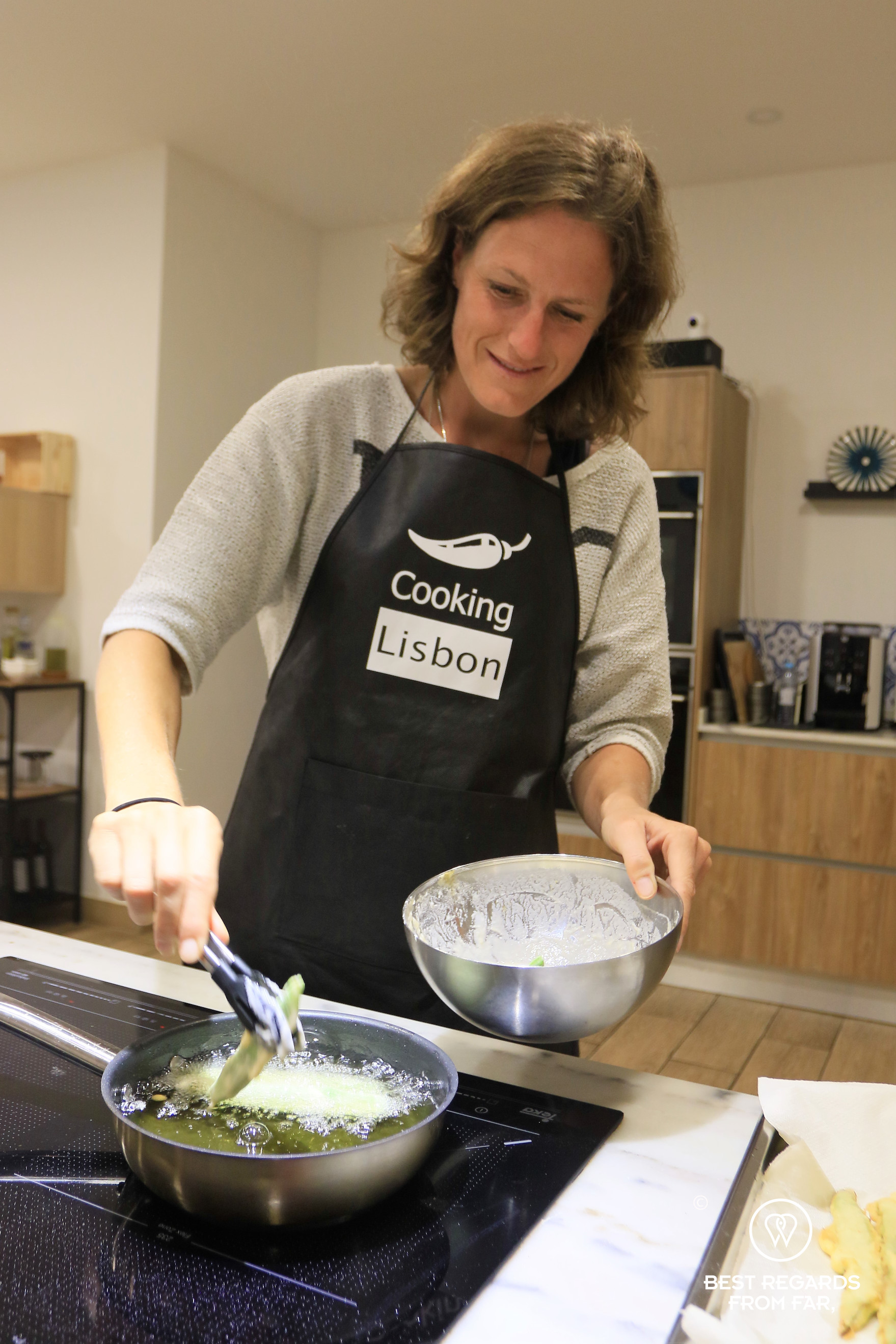 Writer Marcella van Alphen at the tempura station Cooking Lisbon