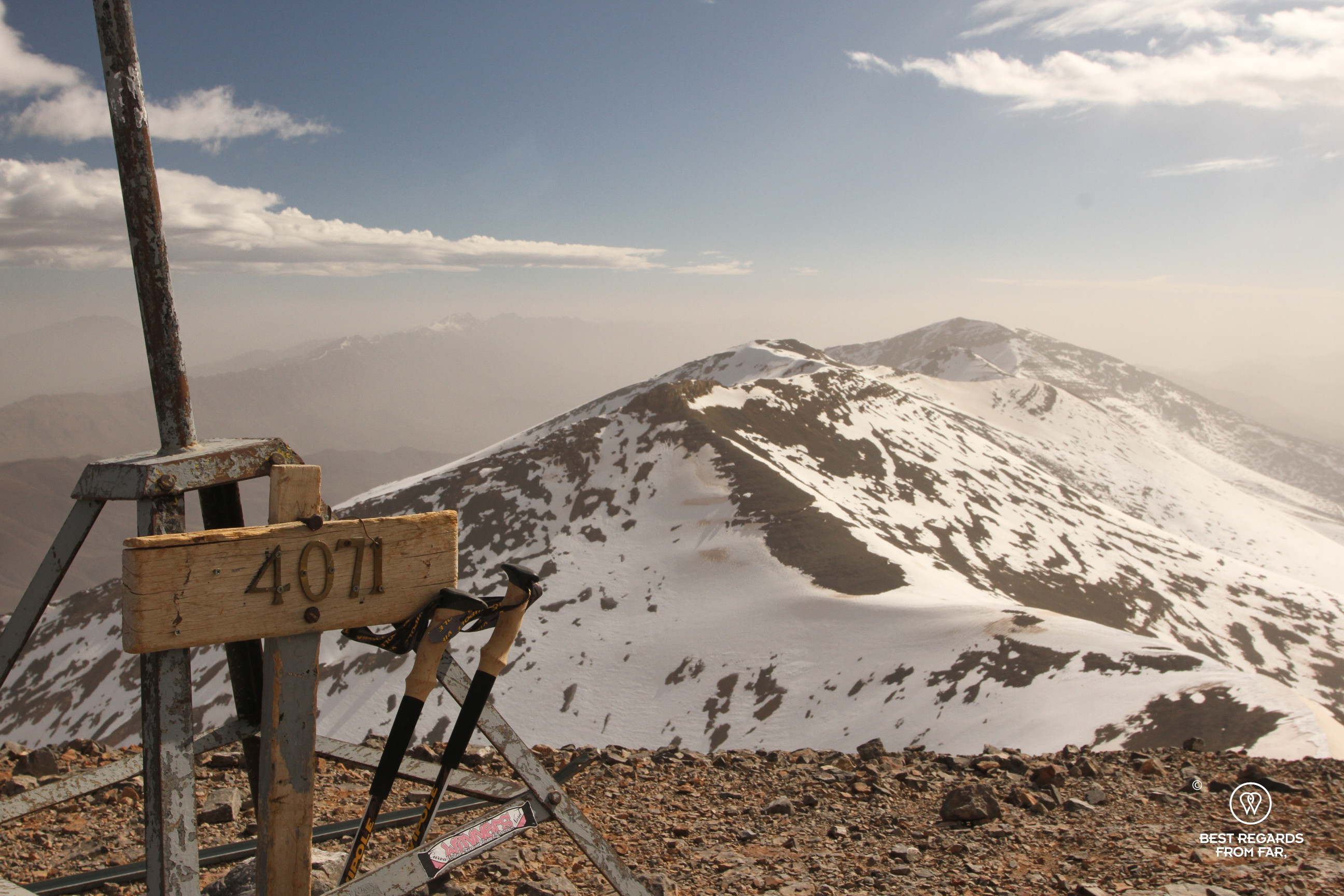 The 4071 sign indicating the altitude on the summit of M'Goun Peak.