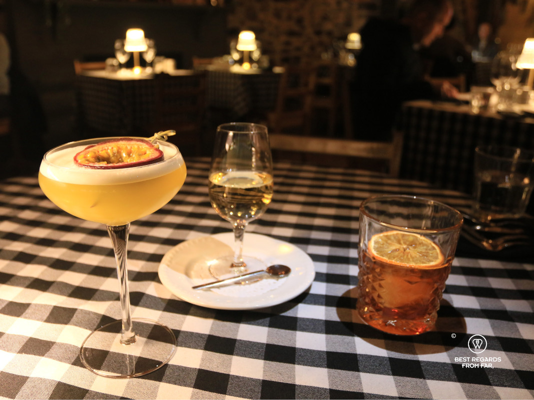 Cocktails at La bûchette restaurant in Old Quebec.