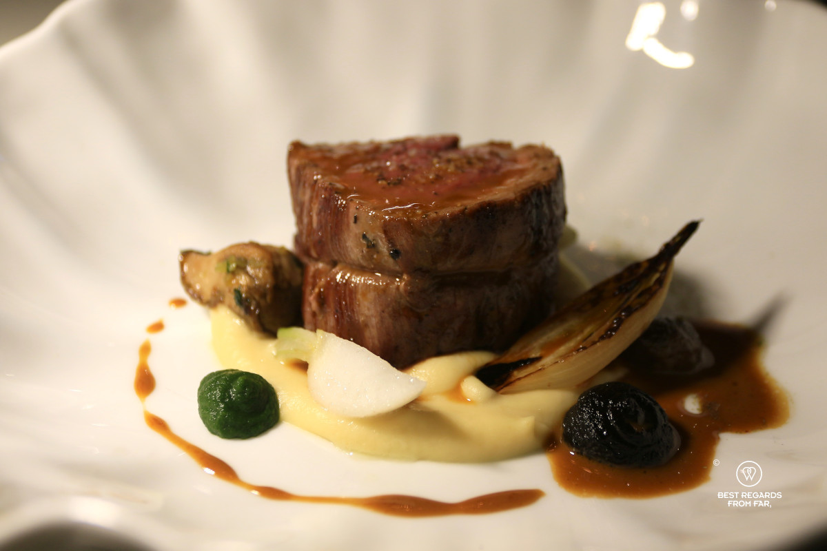Veal, Le Clan, Quebec City.